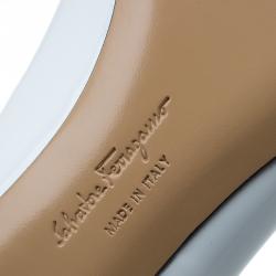 مملوكة مسبقًا Salvatore Ferragamo White Patent Metal Plaque Ballet Flats Size 39.5