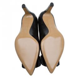 مملوكة مسبقًا Salvatore Ferragamo Black Croc Embossed Leather Mimi Bow Pumps Size 40.5