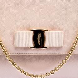 Pre Owned حقيبة كتف سالفاتوري فيراغامو جيني جلد وردية فاتحة