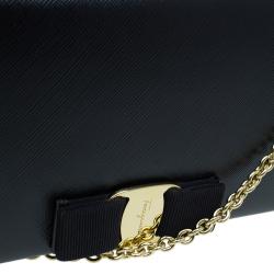 Pre Owned محفظة سالفاتوري فيراغامو ميس فارا بسلسلة جلد أسود