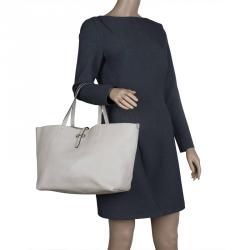 Pre Owned Salvatore Ferragamo Beige Leather Bice Tote