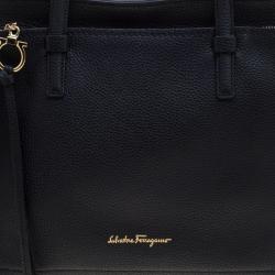 Pre Owned حقيبة يد سالفاتوري فيراغامو أمي متوسطة جلد سوداء