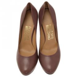 مملوكة مسبقًا Salvatore Ferragamo Purple Leather Platform Pumps Size 37.5