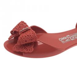 Pre Owned فلات سالفاتوري فيراغامو بريتا دانتيل بفيونكة جيلي وردي مقاس 39.5