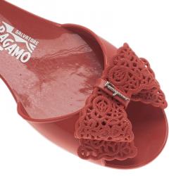 Pre Owned فلات سالفاتوري فيراغامو بريتا دانتيل بفيونكة جيلي وردي مقاس 39.5