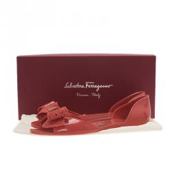 Pre Owned فلات سالفاتوري فيراغامو بريتا دانتيل بفيونكة جيلي وردي مقاس 39.5