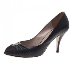 مملوكة مسبقًا Salvatore Ferragamo Black Leather Fiberia Peep Toe Pumps Size 40