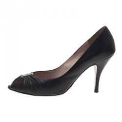 مملوكة مسبقًا Salvatore Ferragamo Black Leather Fiberia Peep Toe Pumps Size 40