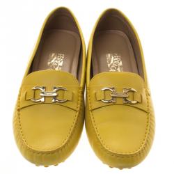 Pre Owned حذاء لوفرز سالفاتوري فيراغامو سابا جلد أصفر مستردة مقاس 41