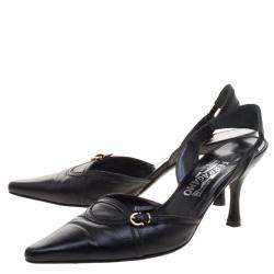 مملوكة مسبقًا صندل سلفاتوري فيراغامو جلد أسود مقدمة مدببة كعب مفتوح مقاس 39.5