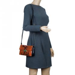 Pre Owned حقيبة كروس ستيلا مكارتني ميني بيكيت جلد ثعبان برتقالي صناعي