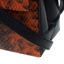 Pre Owned حقيبة كروس ستيلا مكارتني ميني بيكيت جلد ثعبان برتقالي صناعي