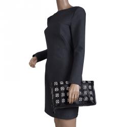 Pre Owned حقيبة كلاتش ستيلا ماكرتني غطاء قلاب مرصعة كريستال جلد صناعي سوداء