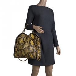 مملوكة مسبقًا Stella McCartney Yellow Faux Python Small Falabella Tote