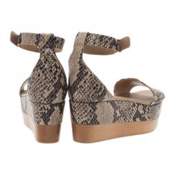 مملوكة مسبقًا صندل ستيلا مكارتني جلد ثعبان صناعي بيج وحزام للكاحل مقاس 40