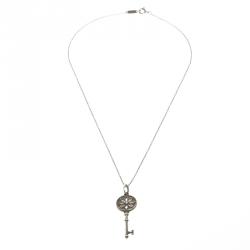 Pre Owned Tiffany & Co. Daisy Key Diamond & Silver Pendant Chain Necklace