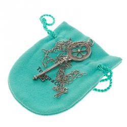 Pre Owned Tiffany & Co. Blossom Key Diamond Silver Oval Link Chain Necklace