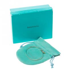 Pre Owned سوار تيفاني & كو. لاف ذهب أصفر عيار 18 & فضة عقدة أي هوك 17 سم