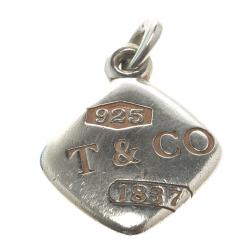 مملوكة مسبقًا Tiffany & Co. 1837 Silver Pendant
