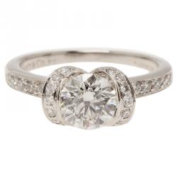 مملوكة مسبقًا Tiffany & Co. Round Brilliant 0.96 G VS1 Diamond Ribbon Ring Size 51