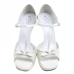 Pre Owned صندل تودز نعل سميك سيور T جلد لامع مخرم بيج فاتح مقاس 40