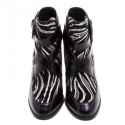 مملوكة مسبقًا Tod's Black Leather and Zebra Print Hair On Ankle Boots Size 37