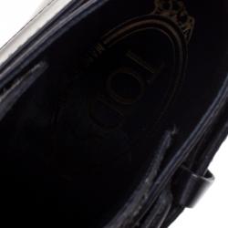 مملوكة مسبقًا Tod's Black Leather and Zebra Print Hair On Ankle Boots Size 37