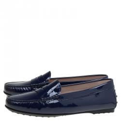 Pre Owned حذاء بيني لوفرز تودز جلد أزرق لامع مقاس 38.5