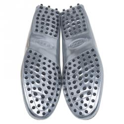 Pre Owned Tod's Silver Metallic Leather Gommini Moccasin Size 39