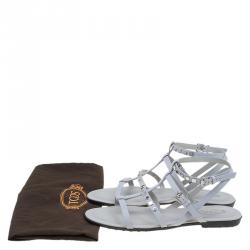 Pre Owned صندل تودز جلد رصاصي مرصع بسيور مقاس 37.5