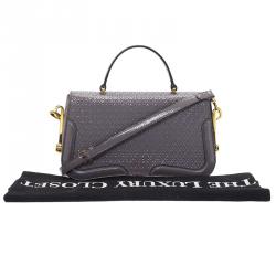 Pre Owned حقيبة كروس تودز جلد رصاصي لامع منقوشة