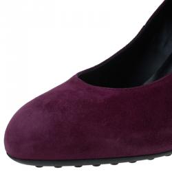 Pre Owned Tod's Magenta Suede Pumps Size 40.5