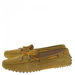 Pre Owned Tod's Yellow Suede Bow Loafers Size 39