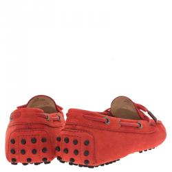 مملوكة مسبقًا Tod's Candy Pink Suede Bow Loafers Size 40