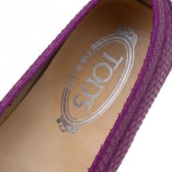 مملوكة مسبقًا Tod's Fuschia Python Penny Loafers Size 37.5