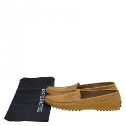 Pre Owned حذاء بيني لوفرز تودز جلد بيج مقاس 40