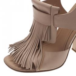 Pre Owned Tod's Cream Fringe Leather Sandals Size 40