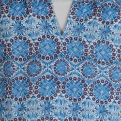 مملوكة مسبقًا بلوزة توري برش زرقاء موردة مطبوعة بأكمام قصيرة M