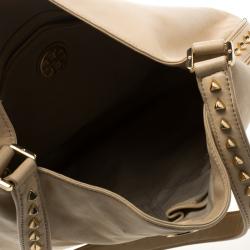 Pre Owned Tory Burch Light Beige Leather Pyramid Studs Hobo