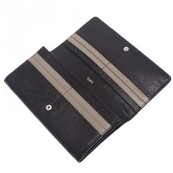 Tumi Black Leather Chelsea Continental Flap Wallet