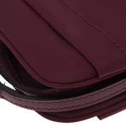 Pre Owned Tumi Burgundy Nylon Pouch