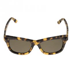 Pre Owned Valentino Tortoise Frame V670S Rockstud Wayfarer Sunglasses