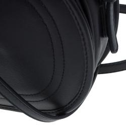 Pre Owned حقيبة كروس فالنتينو لوجو جو جلد أسود