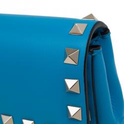 Pre Owned Valentino Blue Leather Rockstud Bangle Clutch