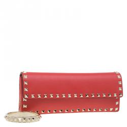 Pre Owned Valentino Red Leather Rockstud Bracelet Clutch