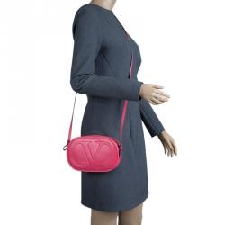 Pre Owned Valentino Pink Leather Logo Go Crossbody Bag