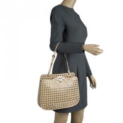 Pre Owned Valentino Beige Leather Full Studded Rockstud Shoulder Bag