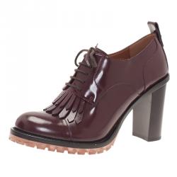 مملوكة مسبقًا حذاء بوت فالنتينو ديربي أوكسفورد  بشراشيب جلد عنابي مقاس 38.5