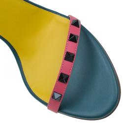 مملوكة مسبقًا صندل فالنتينو روكستاد جلد ثلاثي اللون بحزام للكاحل مقاس 38