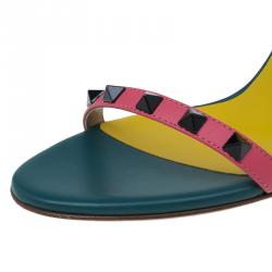 مملوكة مسبقًا صندل فالنتينو روكستاد جلد ثلاثي اللون بحزام للكاحل مقاس 38